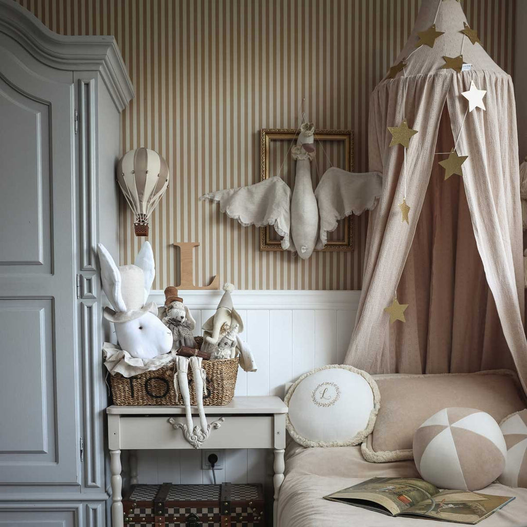 Simple Vintage Stripes Wallpaper - Beige And Brown